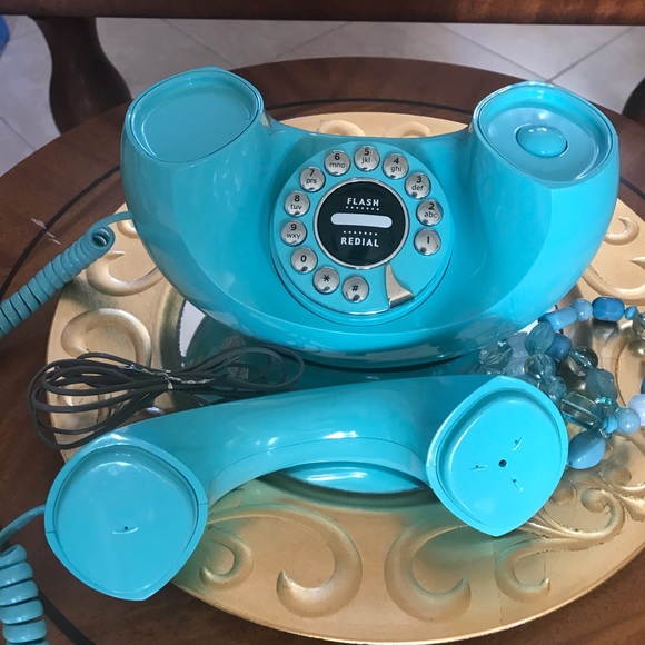 Vintage (Tiffany)blue phone (not tiffany) - Picture 4 of 8